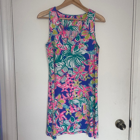 Lilly Pulitzer Dresses & Skirts - Lilly Pulitzer Cotton Sleeveless Floral Dress